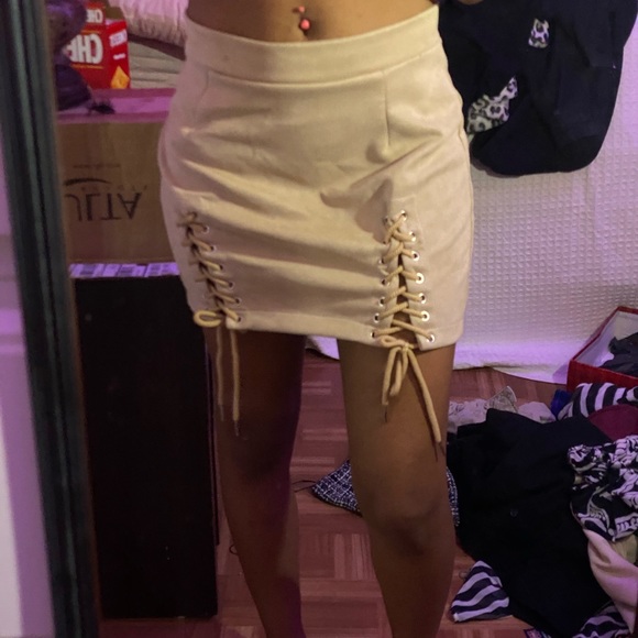 Tan Skirt - Picture 1 of 2